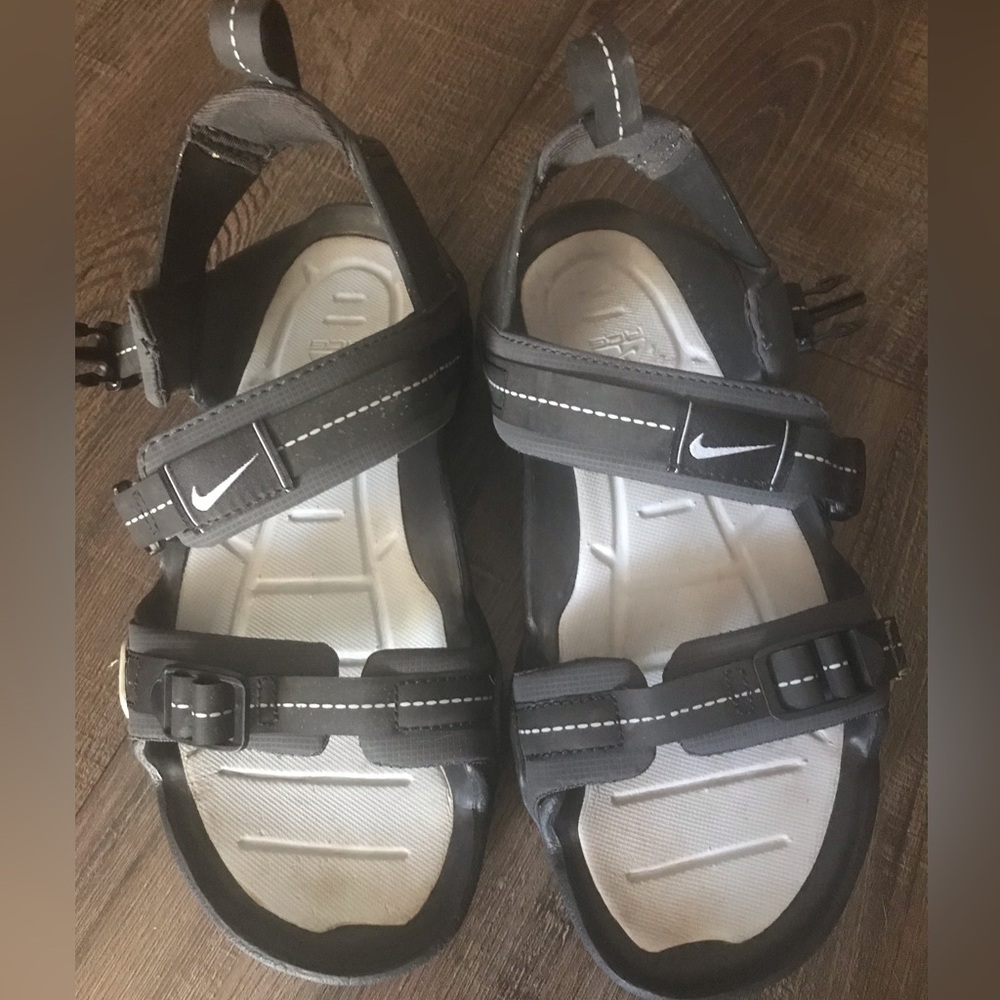 Nike ALL TRAC Amphibious Sandals - Size 5